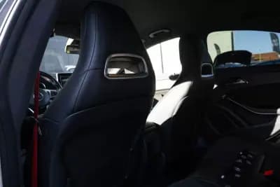 Sell Mercedes-Benz CLA 45 AMG 2016 - 33999 EUR, 135000 km - AUTO.MOTO.pt