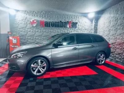 Vendo Peugeot 308 2019 - 12990 EUR, 119631 km - AUTO.MOTO.pt