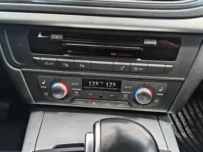 Vendo Audi A7 Sportback 2011 - 17000 EUR, 322688 km - AUTO.MOTO.pt