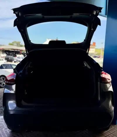 Vendo Citroën C4 2023 - 18950 EUR, 47000 km - AUTO.MOTO.pt