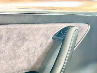 Vendo Tesla Model 3 2022 - 39900 EUR, 40060 km - AUTO.MOTO.pt