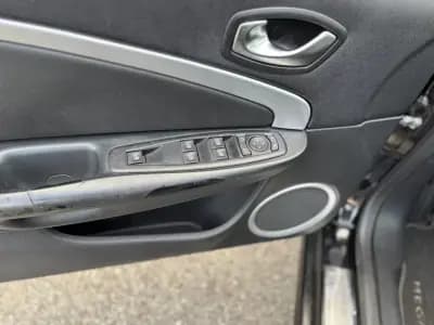 Vendo Renault Mégane CC 2011 - 7750 EUR, 202950 km - AUTO.MOTO.pt