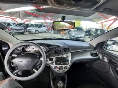 Vendo Ford Focus 2002 - 2950 EUR, 222606 km - AUTO.MOTO.pt