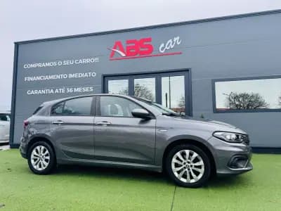 Vendo Fiat Tipo 2018 - 10000 EUR, 99000 km - AUTO.MOTO.pt