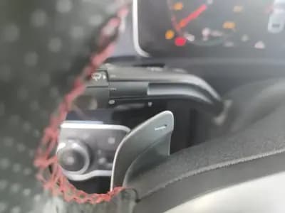 Vendo Mercedes-Benz A 220 Limousine 2020 - 30900 EUR, 30000 km - AUTO.MOTO.pt