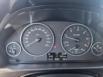 Sell BMW 318 2019 - 21800 EUR, 98000 km - AUTO.MOTO.pt