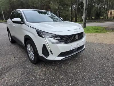 Vendo Peugeot 3008 2021 - 21900 EUR, 148000 km - AUTO.MOTO.pt