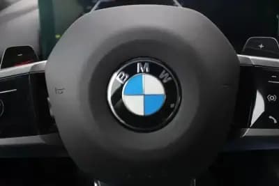 Sell BMW 520 2024 - 59480 EUR, 24831 km - AUTO.MOTO.pt