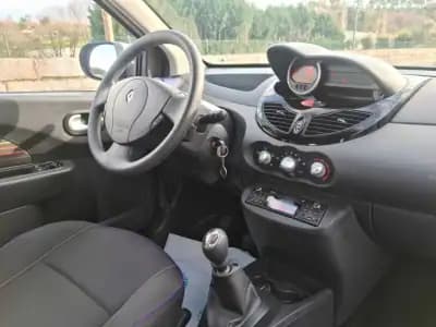 Vendo Renault Twingo 2012 - 6500 EUR, 131600 km - AUTO.MOTO.pt