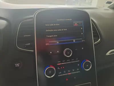 Sell Renault Scénic 2017 - 9980 EUR, 262136 km - AUTO.MOTO.pt