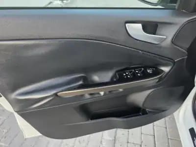 Sell Alfa Romeo Giulietta 2015 - 13500 EUR, 148000 km - AUTO.MOTO.pt