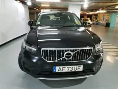 Vendo Volvo XC 40 2021 - 25990 EUR, 84341 km - AUTO.MOTO.pt