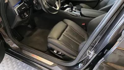Vendo BMW 520 2018 - 23900 EUR, 284762 km - AUTO.MOTO.pt