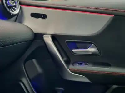 Sell Mercedes-Benz CLA 180 2020 - 25500 EUR, 167000 km - AUTO.MOTO.pt