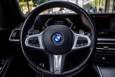 Vendo BMW 320 2022 - 34990 EUR, 75451 km - AUTO.MOTO.pt