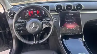 Vendo Mercedes-Benz C 200 2023 - 37990 EUR, 32000 km - AUTO.MOTO.pt