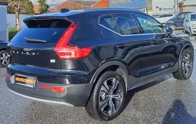 Sell Volvo XC 40 2022 - 28990 EUR, 100300 km - AUTO.MOTO.pt