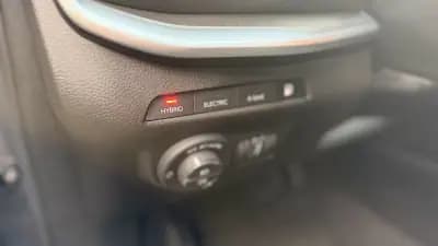 Sell Jeep Compass 2023 - 25000 EUR, 65000 km - AUTO.MOTO.pt