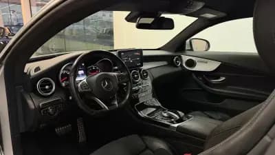 Vendo Mercedes-Benz C 220 2017 - 27990 EUR, 160170 km - AUTO.MOTO.pt