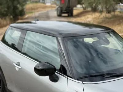 Vendo MINI Cooper 2023 - 23995 EUR, 20000 km - AUTO.MOTO.pt