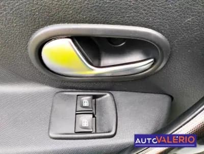 Vendo Dacia Sandero 2019 - 11950 EUR, 52000 km - AUTO.MOTO.pt