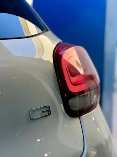 Sell Citroën C3 2022 - 13950 EUR, 49000 km - AUTO.MOTO.pt