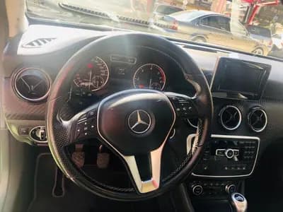 Sell Mercedes-Benz GLA 200 2014 - 20000 EUR, 200000 km - AUTO.MOTO.pt