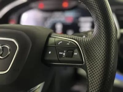 Vendo Audi SQ8 2019 - 99950 EUR, 49398 km - AUTO.MOTO.pt