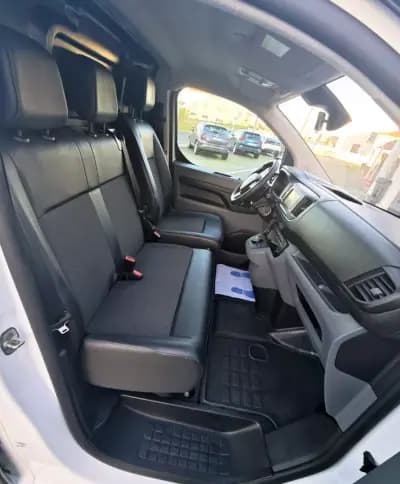 Sell Citroën Jumpy 2021 - 18600 EUR, 156000 km - AUTO.MOTO.pt