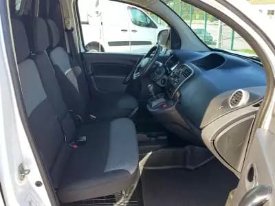 Sell Renault Kangoo 2021 - 13900 EUR, 151000 km - AUTO.MOTO.pt