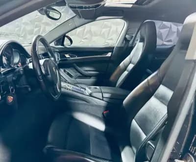 Vendo Porsche Panamera 2014 - 37990 EUR, 220436 km - AUTO.MOTO.pt