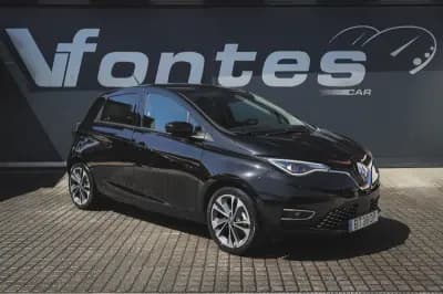 Vendo Renault Zoe 2022 - 19880 EUR, 5620 km - AUTO.MOTO.pt