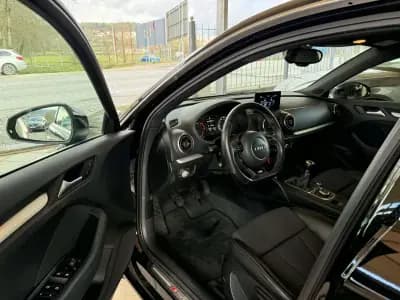 Vendo Audi A3 Sportback 2015 - 17750 EUR, 151869 km - AUTO.MOTO.pt