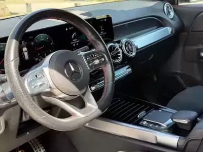 Vendo Mercedes-Benz GLB 200 2021 - 39999 EUR, 132000 km - AUTO.MOTO.pt