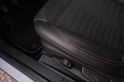 Vendo Ford Puma 2022 - 17499 EUR, 78000 km - AUTO.MOTO.pt