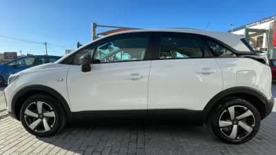 Vendo Opel Crossland 2022 - 17450 EUR, 40566 km - AUTO.MOTO.pt