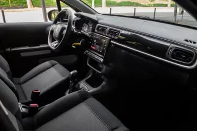 Vendo Citroën C3 2021 - 10750 EUR, 139047 km - AUTO.MOTO.pt