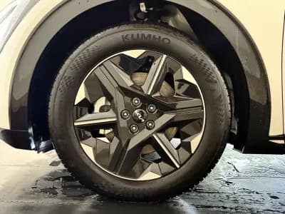 Vendo Kia EV6 2025 - 45900 EUR, 1993 km - AUTO.MOTO.pt