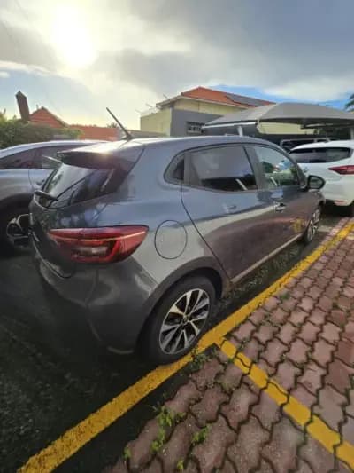 Sell Renault Clio 2020 - 14750 EUR, 99575 km - AUTO.MOTO.pt