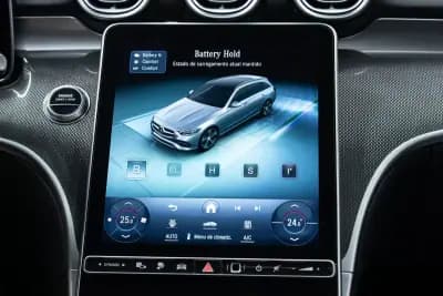 Vendo Mercedes-Benz C 300 2022 - 42950 EUR, 63000 km - AUTO.MOTO.pt