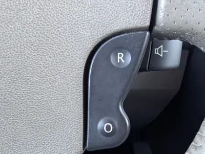 Sell Renault Mégane Break 2004 - 2500 EUR, 293560 km - AUTO.MOTO.pt