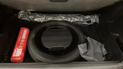 Vendo Peugeot 3008 2019 - 18990 EUR, 94948 km - AUTO.MOTO.pt