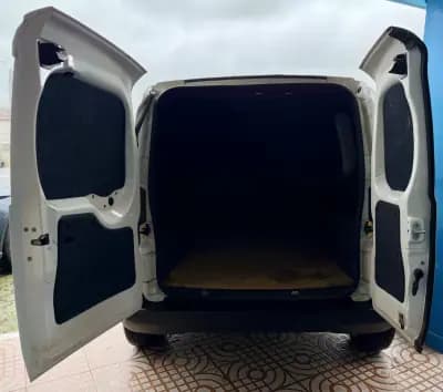 Vendo Fiat FIORINO 1.3 MULTIJET 2024 - 15950 EUR, 25000 km - AUTO.MOTO.pt