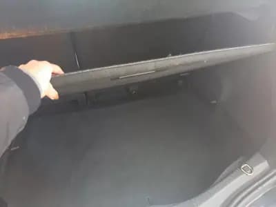 Sell Renault Scénic 2017 - 9980 EUR, 262136 km - AUTO.MOTO.pt