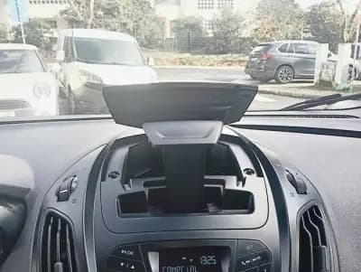 Sell Ford Transit Courier 2020 - 10990 EUR, 129167 km - AUTO.MOTO.pt