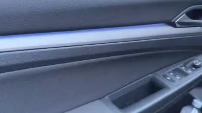 Vendo Volkswagen Golf 2021 - 18450 EUR, 93080 km - AUTO.MOTO.pt