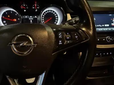 Sell Opel Astra Sports Tourer 2021 - 13990 EUR, 135500 km - AUTO.MOTO.pt