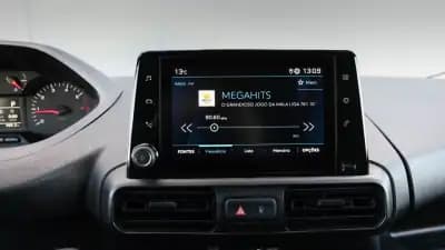 Vendo Peugeot Partner L2 caixa automática 130cv 2019 - 17900 EUR, 163000 km - AUTO.MOTO.pt