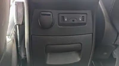 Vendo Renault Scénic 2017 - 12990 EUR, 172302 km - AUTO.MOTO.pt