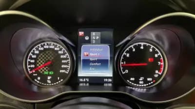 Vendo Mercedes-Benz C 43 AMG 2016 - 39990 EUR, 128967 km - AUTO.MOTO.pt